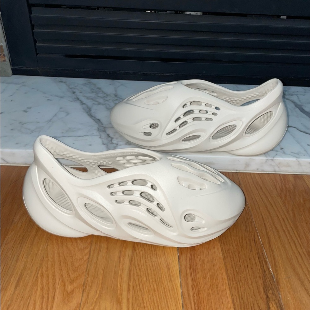 Yeezy Foam Runner Ararat
